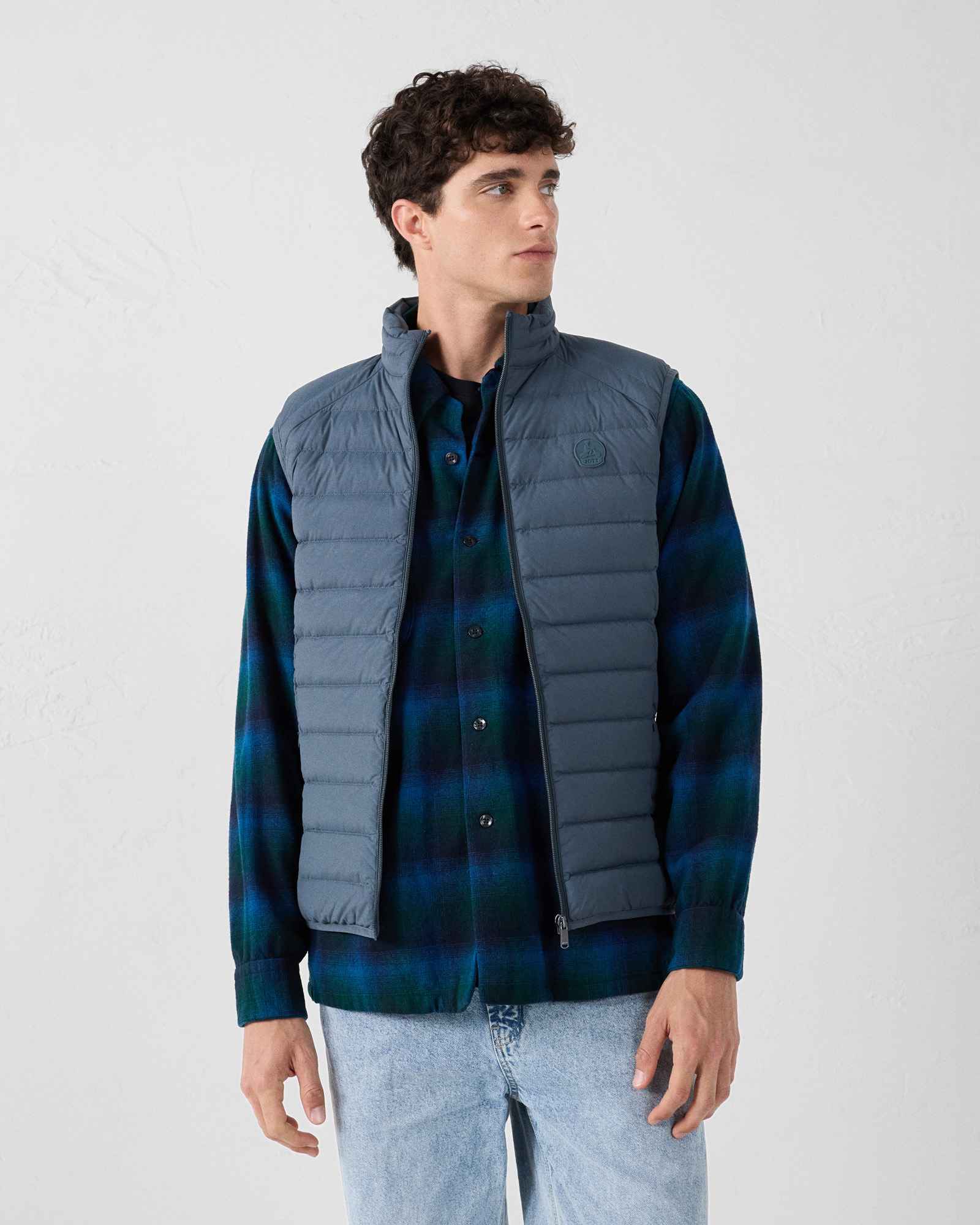 Arafo Down Vest