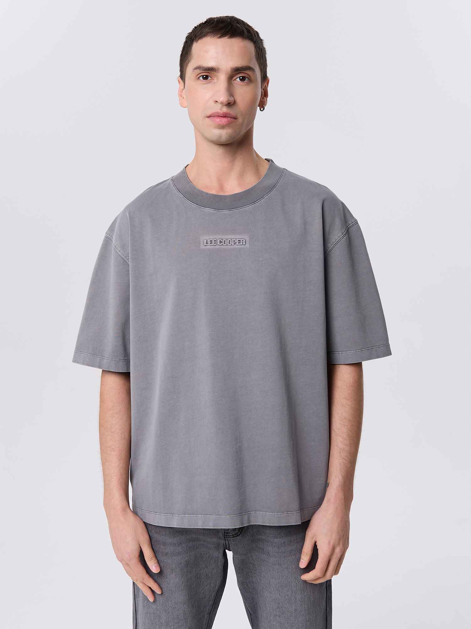LC M t-shirt