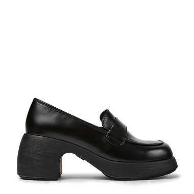 Thelma Pumps