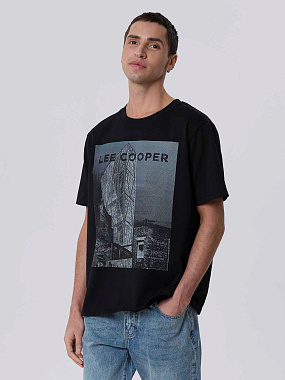 LC M t-shirt